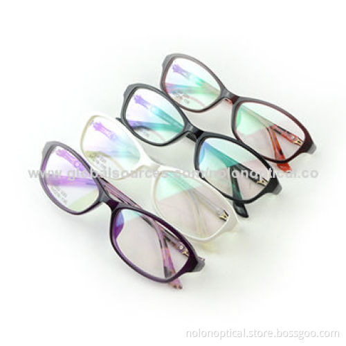 Merchandising Glasses with Casting Logo Decoration